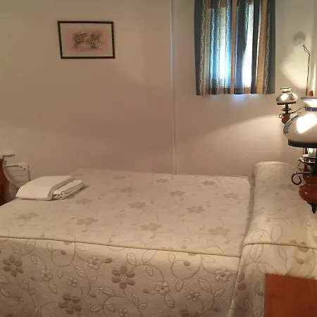 Olas Guest house